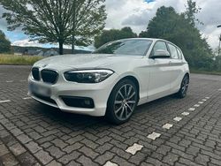 Weiß Gebraucht 2018 BMW 118 Comfort Edition Kleinwagen | 12.500 € (Guter Preis)