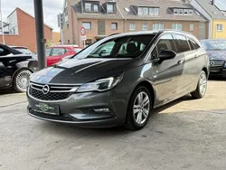 Grau Gebraucht 2016 Opel Astra Dynamic Limousine | 9.249 € (Guter Preis)