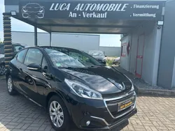 Schwarz Gebraucht 2015 Peugeot 208 Active Kleinwagen | 7.999 € (Etwas zu teuer)