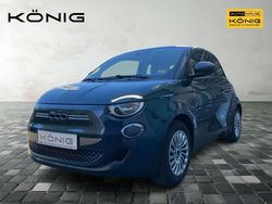 Grün Gebraucht 2023 Fiat 500e Kleinwagen | 24.600 € (Etwas zu teuer)
