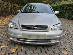 Grau Gebraucht 2000 Opel Astra Limousine | 1.249 € (Guter Preis)