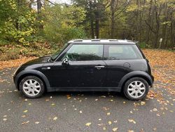 Schwarz Gebraucht 2003 Mini ONE Kleinwagen | 2.500 € (Fairer Preis)