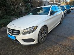 Weiß Gebraucht 2016 Mercedes C180 AMG line Limousine | 15.500 € (Guter Preis)