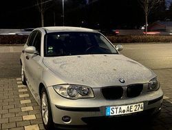 Grau Gebraucht 2005 BMW 118 Kleinwagen | 3.100 € (Fairer Preis)