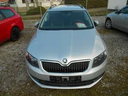 Silber Gebraucht 2016 Skoda Octavia Kombi | 14.999 € (Fairer Preis)
