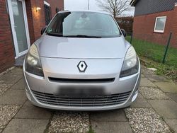 Silber Gebraucht 2011 Renault Scénic III Bose Edition Van / Kleinbus | 2.400 € (Guter Preis)