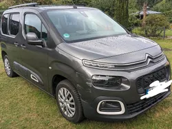 Grau Gebraucht 2019 Citroën Berlingo Feel Van / Kleinbus | 11.300 € (Fairer Preis)