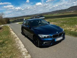 Blau Gebraucht 2017 BMW 118 Comfort Edition Kleinwagen | 15.400 € (Guter Preis)
