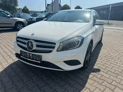 Weiß Gebraucht 2014 Mercedes A180 Limousine | 9.850 € (Teuer)
