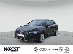 Brillantschwarz Gebraucht 2024 Audi A3 Sportback Limousine | 27.999 € (Guter Preis)