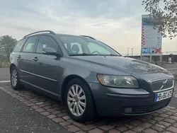 Grau Gebraucht 2004 Volvo V50 Kombi | 2.000 € (Guter Preis)