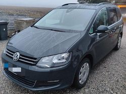 Grau Gebraucht 2015 VW Sharan Highline Van / Kleinbus | 17.800 € (Fairer Preis)