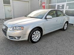 Silber Gebraucht 2006 Audi A4 Business Limousine | 2.699 € (Superpreis)