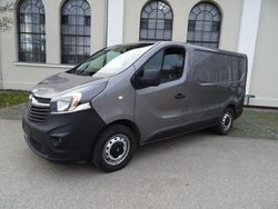 Granit grau (m2) Gebraucht 2017 Opel Vivaro Van | 12.950 € (Guter Preis)