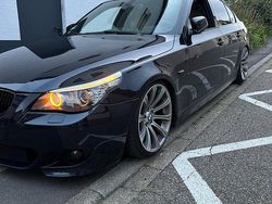 Schwarz Gebraucht 2007 BMW 530 M Sport Limousine | 13.500 €