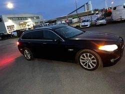 Schwarz Gebraucht 2011 BMW 525 Kombi | 5.300 €