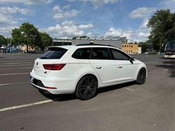 Weiß Gebraucht 2017 Cupra Leon Kombi | 16.980 € (Fairer Preis)