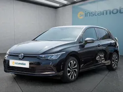 Schwarz Gebraucht 2022 VW Golf VIII Kleinwagen | 22.149 € (Guter Preis)