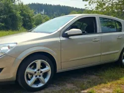 Gebraucht 2009 Opel Astra Edition Limousine | 3.899 € (Etwas zu teuer)