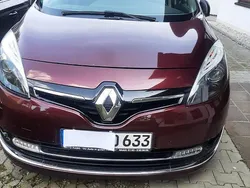 Violett Gebraucht 2013 Renault Scénic III Bose Edition Van / Kleinbus | 5.100 € (Guter Preis)