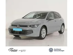 Grau Gebraucht 2024 VW Golf VIII Life Limousine | 24.440 € (Fairer Preis)