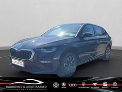 Schwarz magic perleffekt Gebraucht 2025 Skoda Scala Tour Kleinwagen | 30.540 €