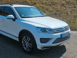 Weiß Gebraucht 2015 VW Touareg R-line SUV | 24.900 € (Fairer Preis)
