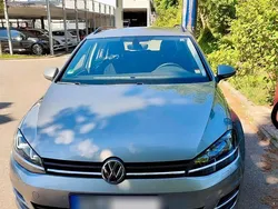 Grau Gebraucht 2017 VW Golf VII Comfortline Kombi | 12.500 € (Fairer Preis)