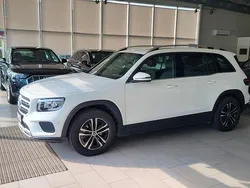 Weiß Gebraucht 2023 Mercedes GLB200 SUV | 37.000 € (Guter Preis)