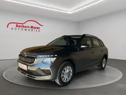 Grau Gebraucht 2024 Skoda Kamiq Selection SUV | 22.985 € (Fairer Preis)
