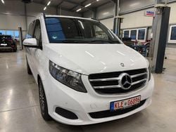 Weiß Gebraucht 2016 Mercedes V250 Avantgarde Edition Van / Kleinbus | 28.000 € (Superpreis)