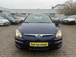 Blau Gebraucht 2009 Hyundai i30 Edition+ Kombi | 2.800 € (Guter Preis)