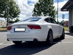 Weiß Gebraucht 2011 Audi A7 Sportback Comfort Kleinwagen | 13.500 € (Etwas zu teuer)
