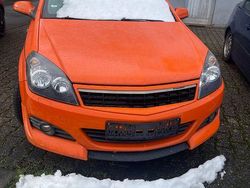 Orange Gebraucht 2006 Opel Astra GTC Limousine | 3.799 € (Teuer)