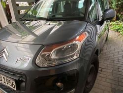 Grau Gebraucht 2009 Citroën C3 Picasso Advance Van / Kleinbus | 3.990 € (Etwas zu teuer)