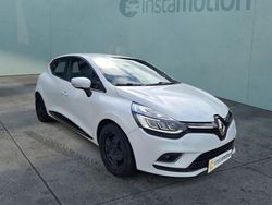 Weiß Gebraucht 2018 Renault Clio IV Intens Kleinwagen | 11.411 € (Etwas zu teuer)