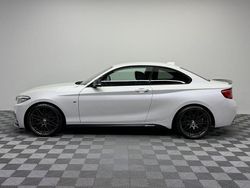 Weiß Gebraucht 2018 BMW M240 M Sport Coupé | 35.500 € (Etwas zu teuer)