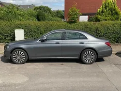 Grau Gebraucht 2017 Mercedes E350 Limousine | 28.000 € (Guter Preis)