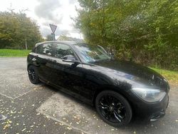 Schwarz Gebraucht 2011 BMW 116 Sport Line Kleinwagen | 5.700 € (Fairer Preis)
