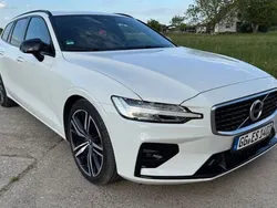 Weiß Gebraucht 2020 Volvo V60 R-Design Kombi | 29.500 € (Guter Preis)