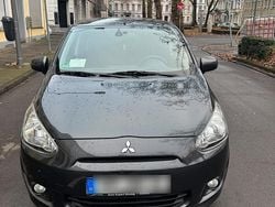Grau Gebraucht 2013 Mitsubishi Space Star Kleinwagen | 5.200 € (Fairer Preis)