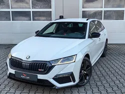 Moonweiss metallic Gebraucht 2021 Skoda Octavia RS Kombi | 27.990 € (Fairer Preis)