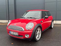 Rot Gebraucht 2009 Mini ONE Kleinwagen | 5.300 € (Etwas zu teuer)