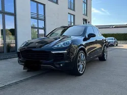 Schwarz Gebraucht 2015 Porsche Cayenne SUV | 32.500 € (Teuer)