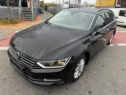 Schwarz Gebraucht 2018 VW Passat Comfortline Limousine | 9.450 €