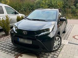 Schwarz Gebraucht 2024 Toyota Aygo Kleinwagen | 13.500 €