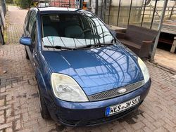 Blau Gebraucht 2005 Ford Fiesta Kleinwagen | 1.500 € (Fairer Preis)
