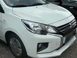 Weiß Gebraucht 2022 Mitsubishi Space Star Limousine | 5.199 € (Superpreis)