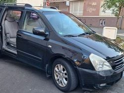 Schwarz Gebraucht 2006 Kia Carnival Van / Kleinbus | 1.399 € (Guter Preis)