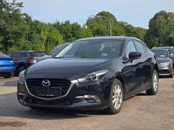 Schwarz Gebraucht 2017 Mazda 3 Sports-Line Limousine | 7.990 € (Guter Preis)